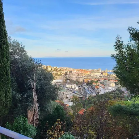 Chaleureux Vue Panoramique 巴斯蒂亚